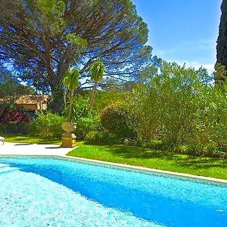 Ami - Raphael Comfortable Hotell Saint-Raphaël
