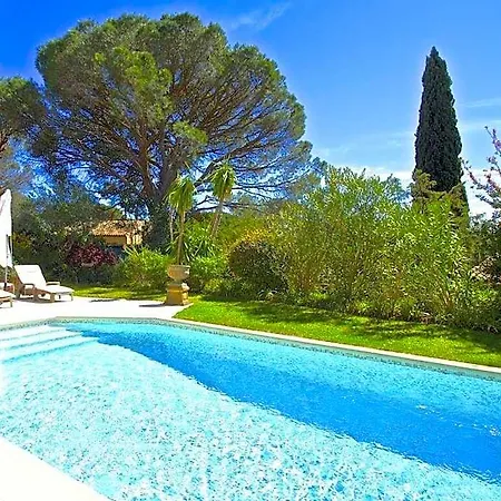 Ami - Raphael Comfortable 4*